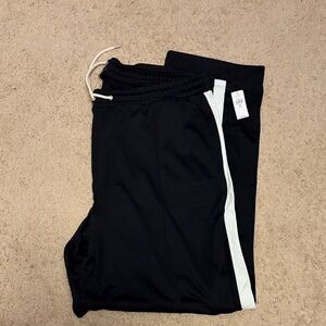 Women’s tall wide-leg stripe sweatpants